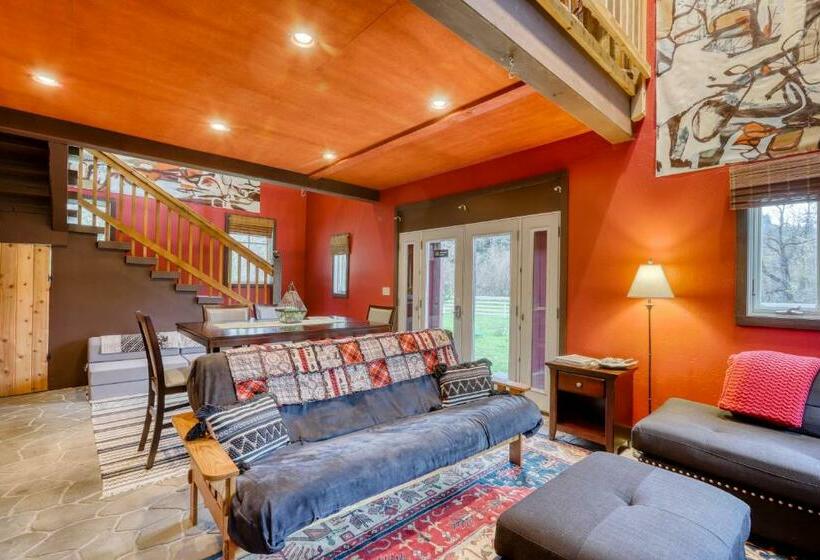 Студия Стандарт, Berry Glen Redwood Park Loft