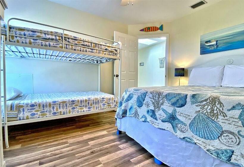 침실 2개 아파트, Beachside Villas 204b