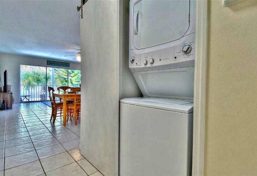 침실 2개 아파트, Beachside Villas 204b