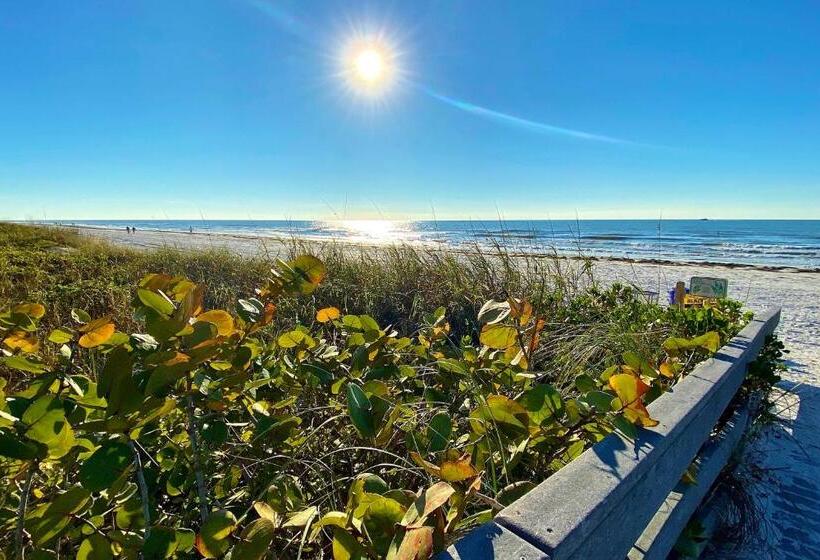 침실 2개 아파트, Beachside Villas 204b