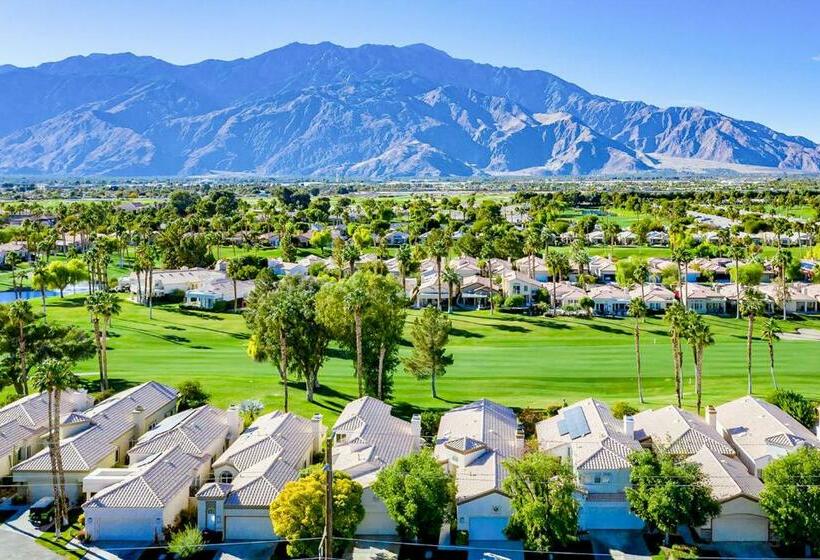 Апартаменты 2 Спальни, Desert Oasis On Private Golf Course Permit# Blic 000,133 2021