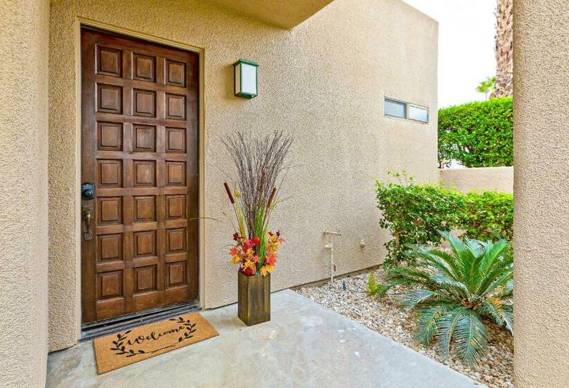 Апартаменты 2 Спальни, Desert Oasis On Private Golf Course Permit# Blic 000,133 2021