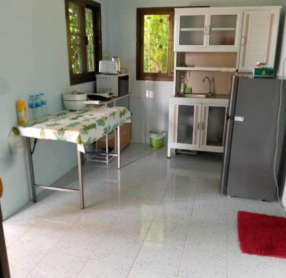 Бунгало Стандарт, Chalisa Bukit House Lanta