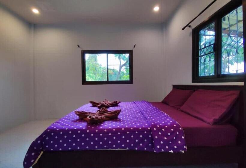 Бунгало Стандарт, Chalisa Bukit House Lanta