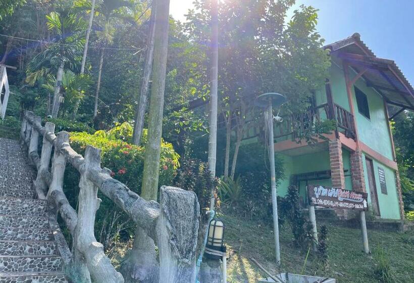 Бунгало Deluxe, Chalisa Bukit House Lanta