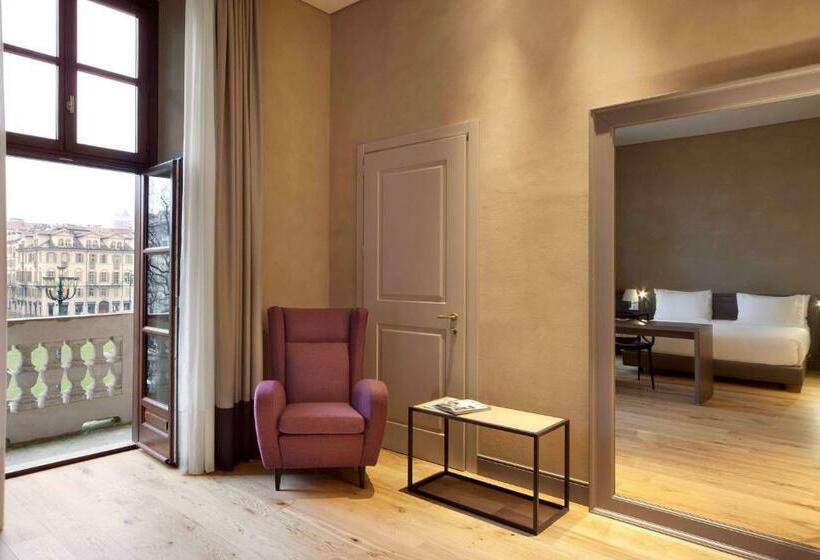 سوییت جونیور, NH Collection Torino Piazza Carlina