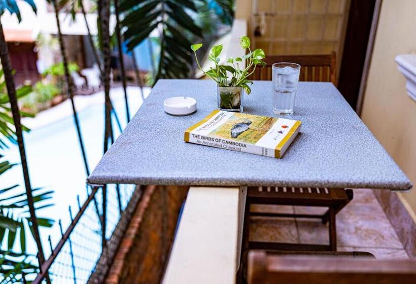 غرفة قياسية مزوَّدة بشُرفة, Villa Grange