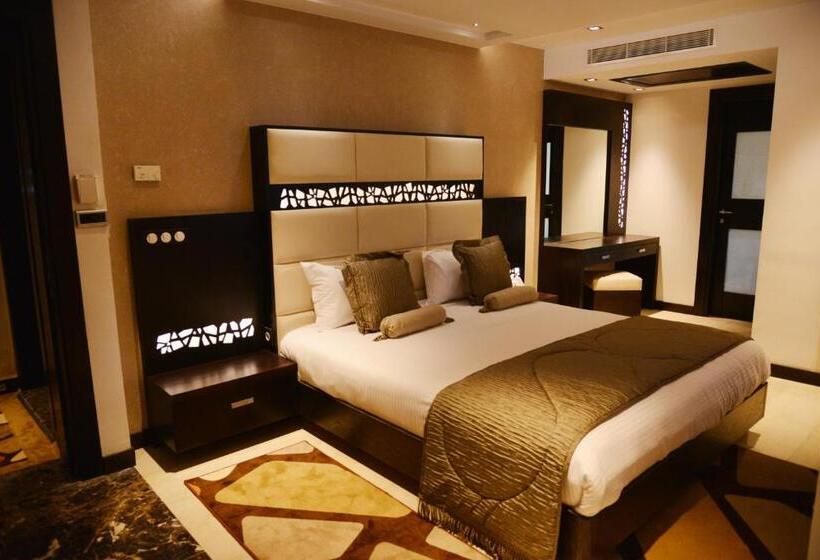 سوئیت با وان آب گرم, Samarons Hotels