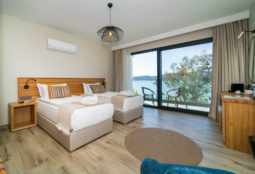 سوییت با چشم‌انداز دریا, Ansira Fethiye