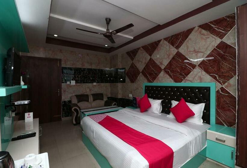 트리플 클래식 룸, Collection O Tikonia Formerly Hotel Jatin