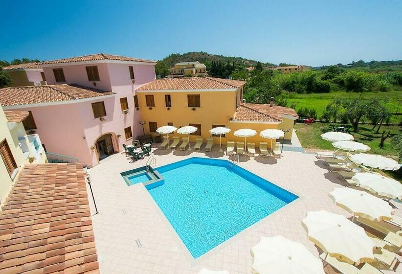 آپارتمان 1 خوابه, Residence Con Piscina A Sos Alinos