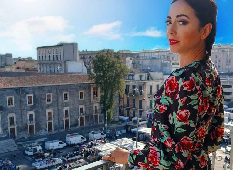 اتاق استاندارد سه تخته با سرویس بهداشتی مشترک, Liotru Maisonne