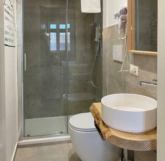 اتاق استاندارد, Liotru Maisonne