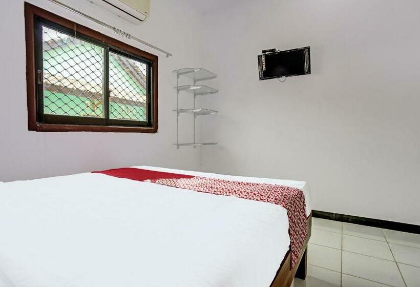 اتاق لوکس با تخت بزرگ, Oyo 91773 Ab Homestay