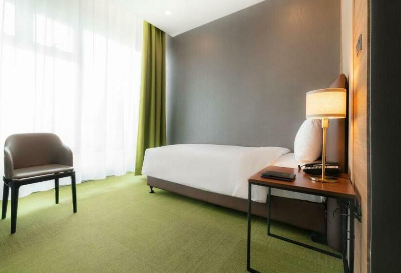 اتاق اکونومی یک تخته, International Hotel In Ulaanbaatar