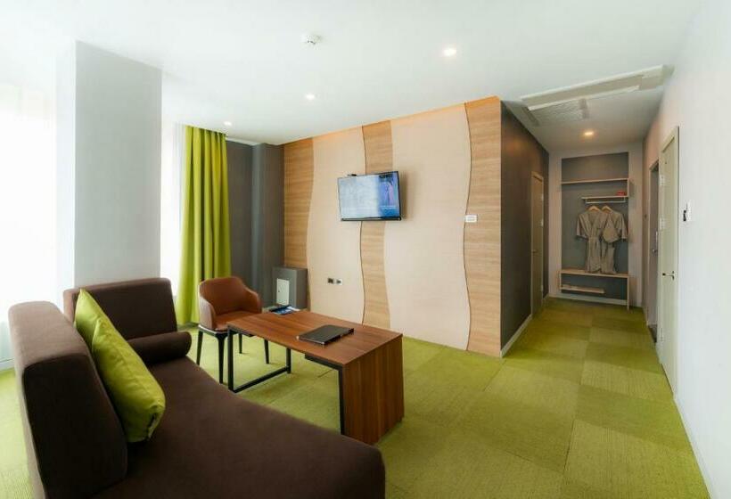 اتاق لوکس, International Hotel In Ulaanbaatar