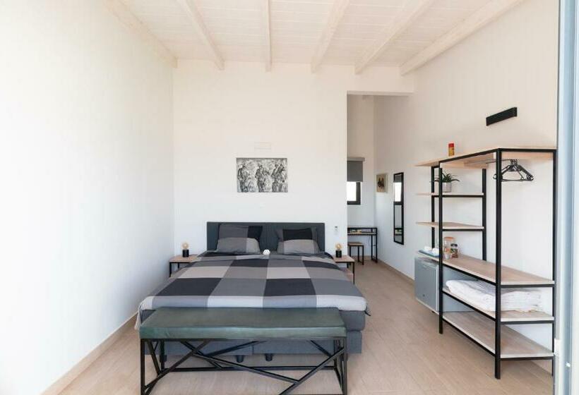 اتاق لوکس با چشم‌انداز دریا, New Rooftop Gem With Stunning Oceanview