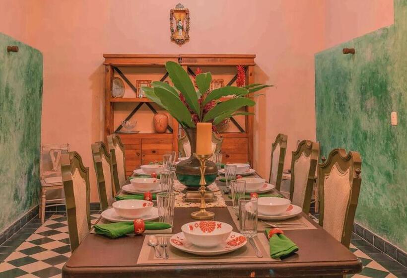سوییت خانوادگی, Casa Vicenta Izamal