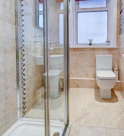 Quarto Basic, North Crest