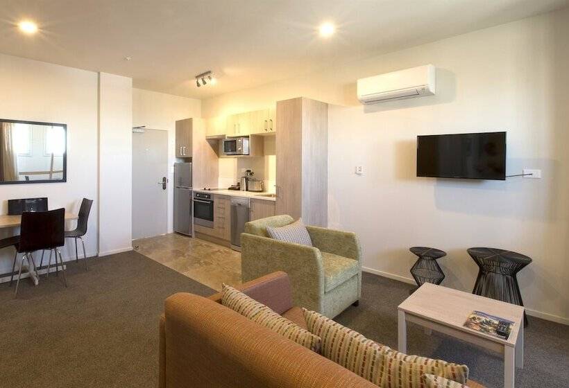 Апартаменты 2 Спальни, Ramada Suites By Wyndham Christchurch City