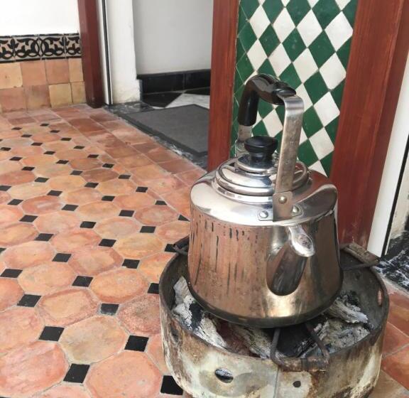 Дом 3 Спальни, Riad Dar Badiaa