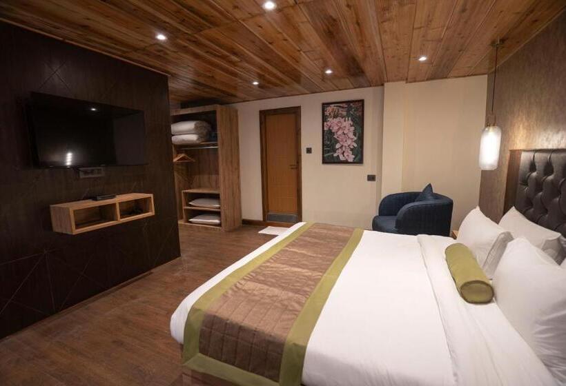 سوئیت با بالکن, Mount Magnolia Boutique Hotel & Spa
