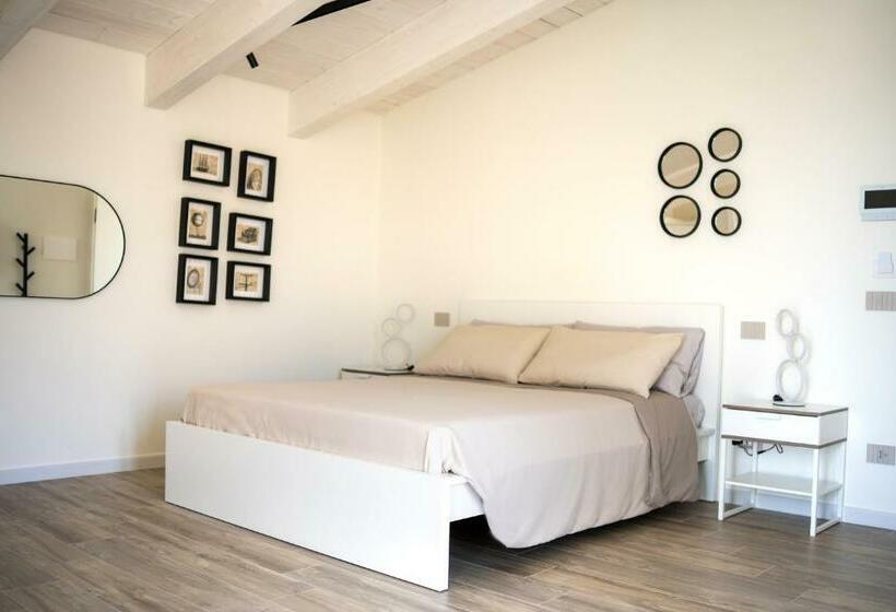 חדר דלוקס עם מרפסת, Blanco   Magnificent B&b Altamura