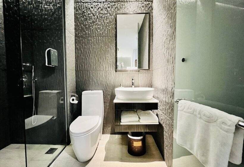 اتاق لوکس, Bliss Hotel Singapore