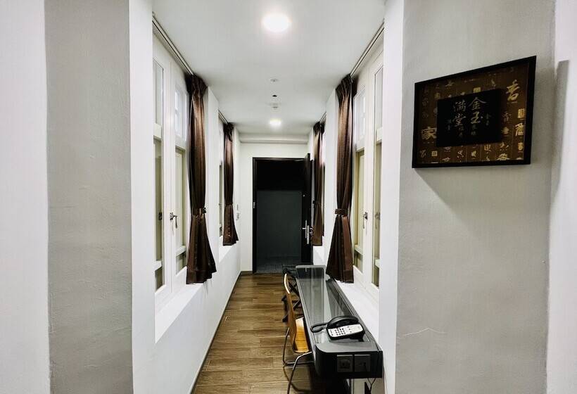اتاق لوکس, Bliss Hotel Singapore