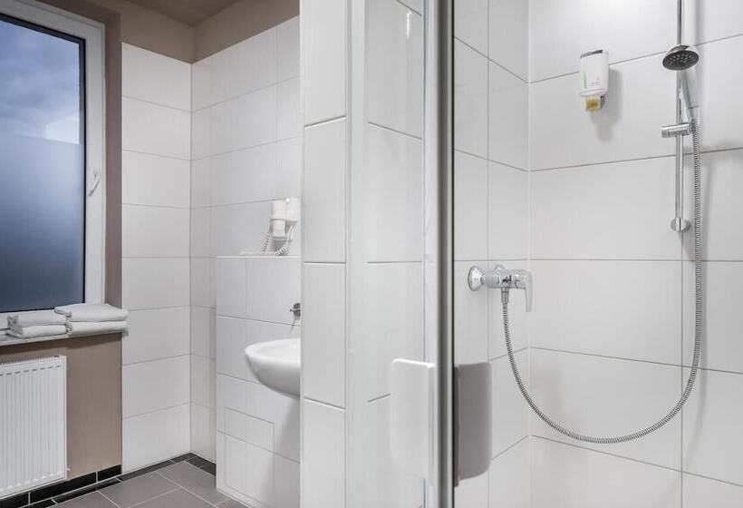 Quarto Comfort, Munique Frankfurt City