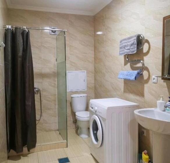 استودیوی استاندارد, Rusel