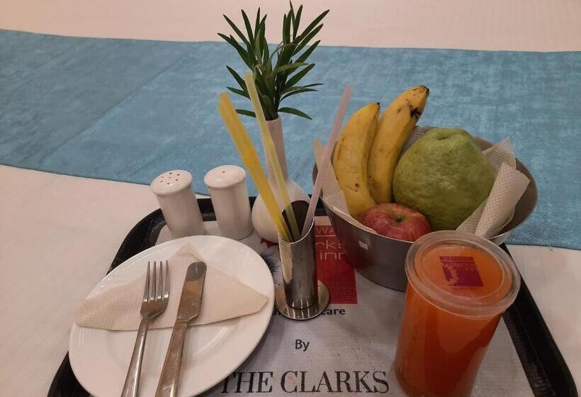 Номер Deluxe, Clarks Inn Dudhwa