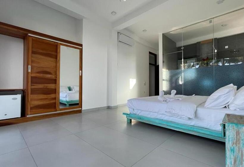 豪华海景房, Villa La Kurumba