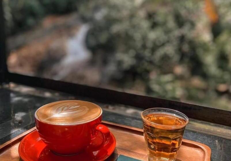 اتاق استاندارد با چشم‌انداز کوهستان, Nua Tone Resort Bang Tao & Cafe