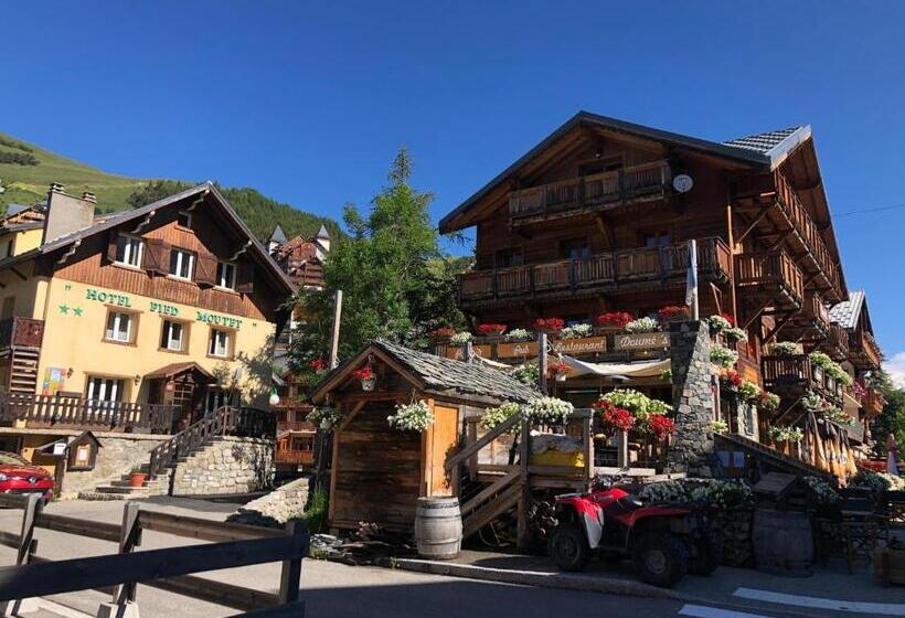اتاق استاندارد سه نفره, Doume S Lodge