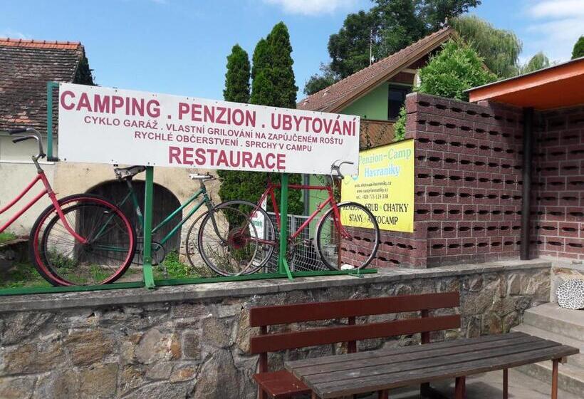 Четырехместный Номер Стандарт, Penzion A Chatový Camp Havraníky U Np Podyjí