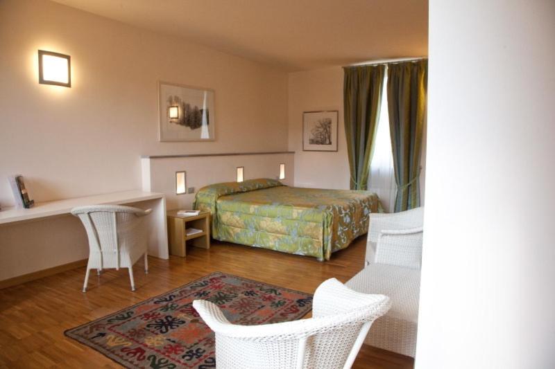 Студия Стандарт, Locanda Dell'arte