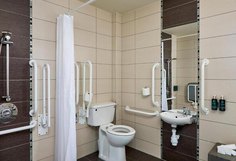 اتاق استاندارد چهار تخته, Temple Bar Inn