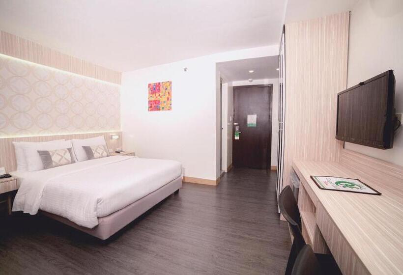 高级客房, The Charter House
