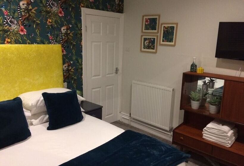 Номер Стандарт, The Fylde International Guest House