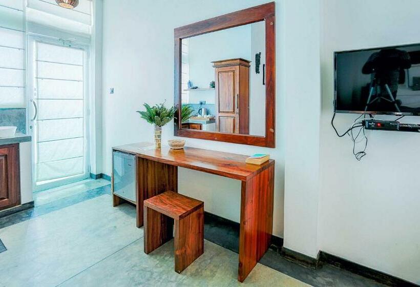 اتاق لوکس, Beta S Place