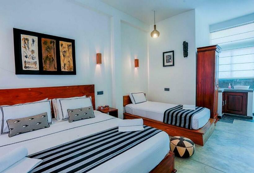اتاق لوکس, Beta S Place