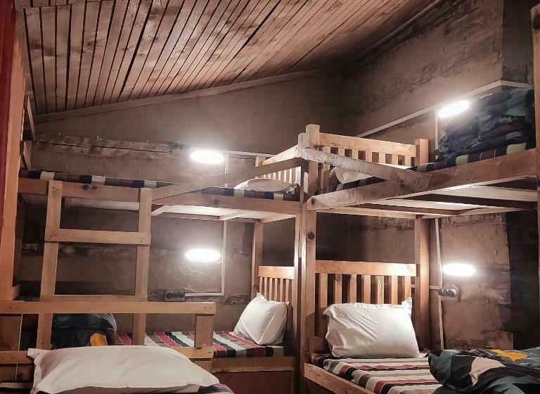 Кровать в Общей Комнате, Mud Hostel Shangarh