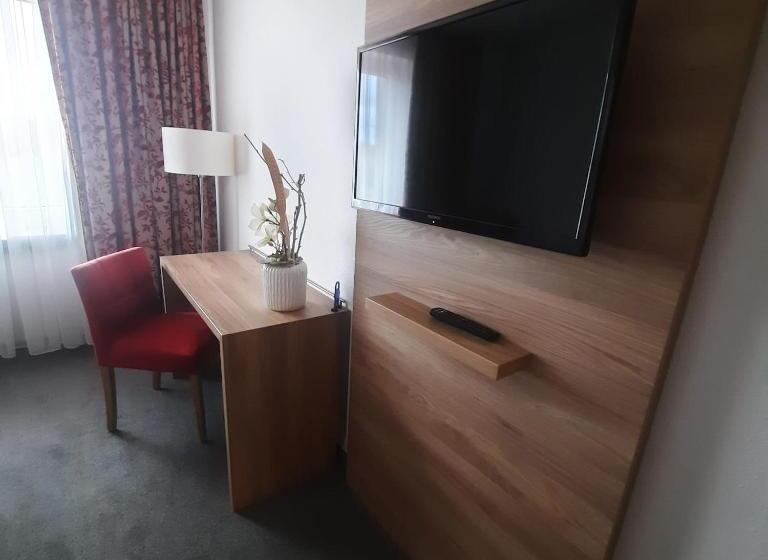 Трехместный Номер Базовый, Eventhaus Schamin