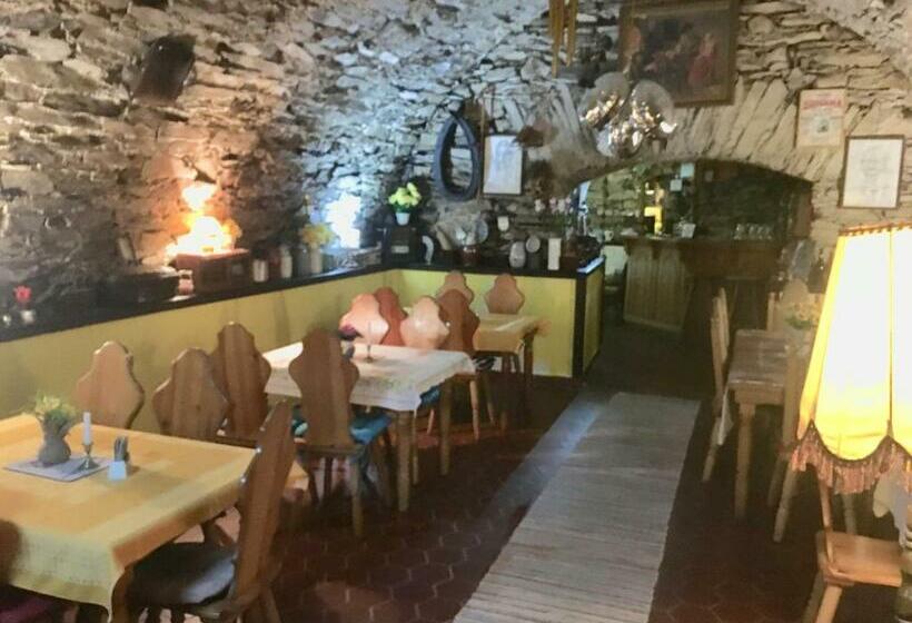1间卧室的房子, Penzion Trattoria