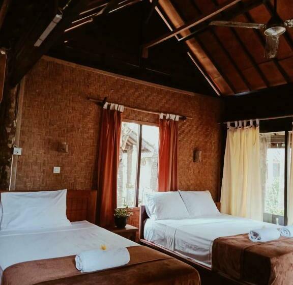 Трехместный Номер Стандарт Вид на Сад, Jembrana Bali Homestay