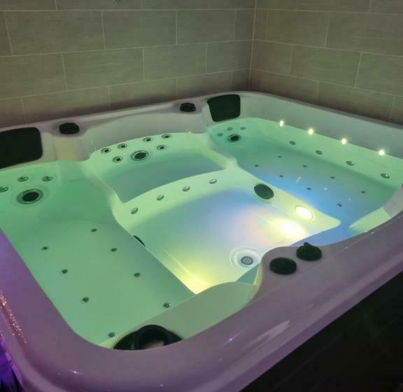 Стандартный Номер Кровать Кинг, Chambres D Hôtes Avec Jacuzzi Privatif