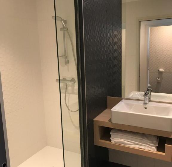 Номер Superior, Brit Hotel Confort Saint Dizier