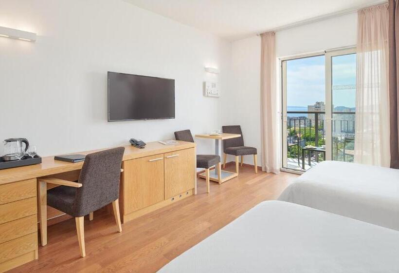 Номер Superior Вид на Море с Балконом, Dioklecijan Hotel & Residence