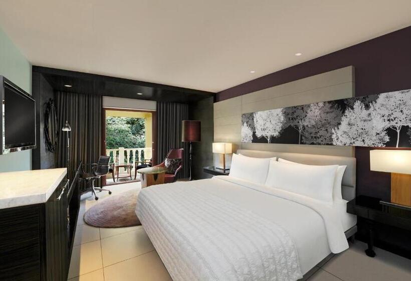 Стандартный Номер Кровать Кинг, Le Méridien Mahabaleshwar Resort & Spa